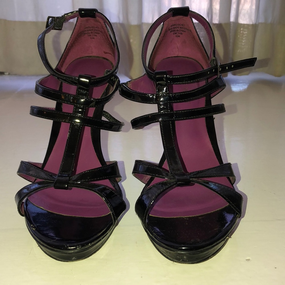 Nine West black patent cage sandals